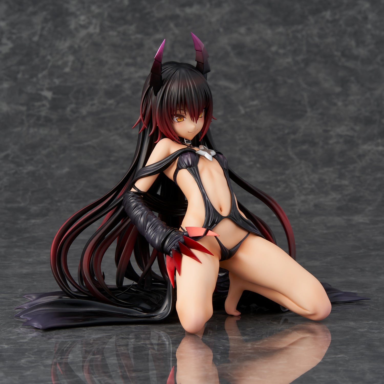 To Love Ru: Darkness Nemesis (Darkness Ver.) Renewed Package Edition 1/6 Scale Figure