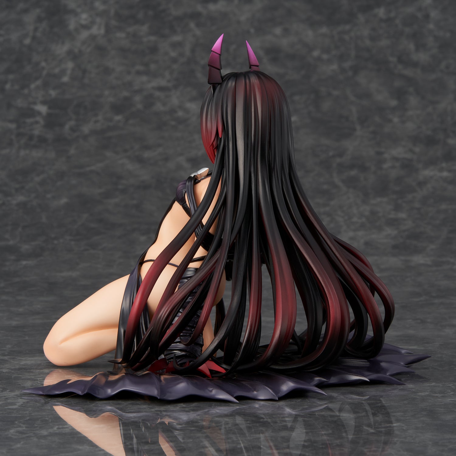 To Love Ru: Darkness Nemesis (Darkness Ver.) Renewed Package Edition 1/6 Scale Figure