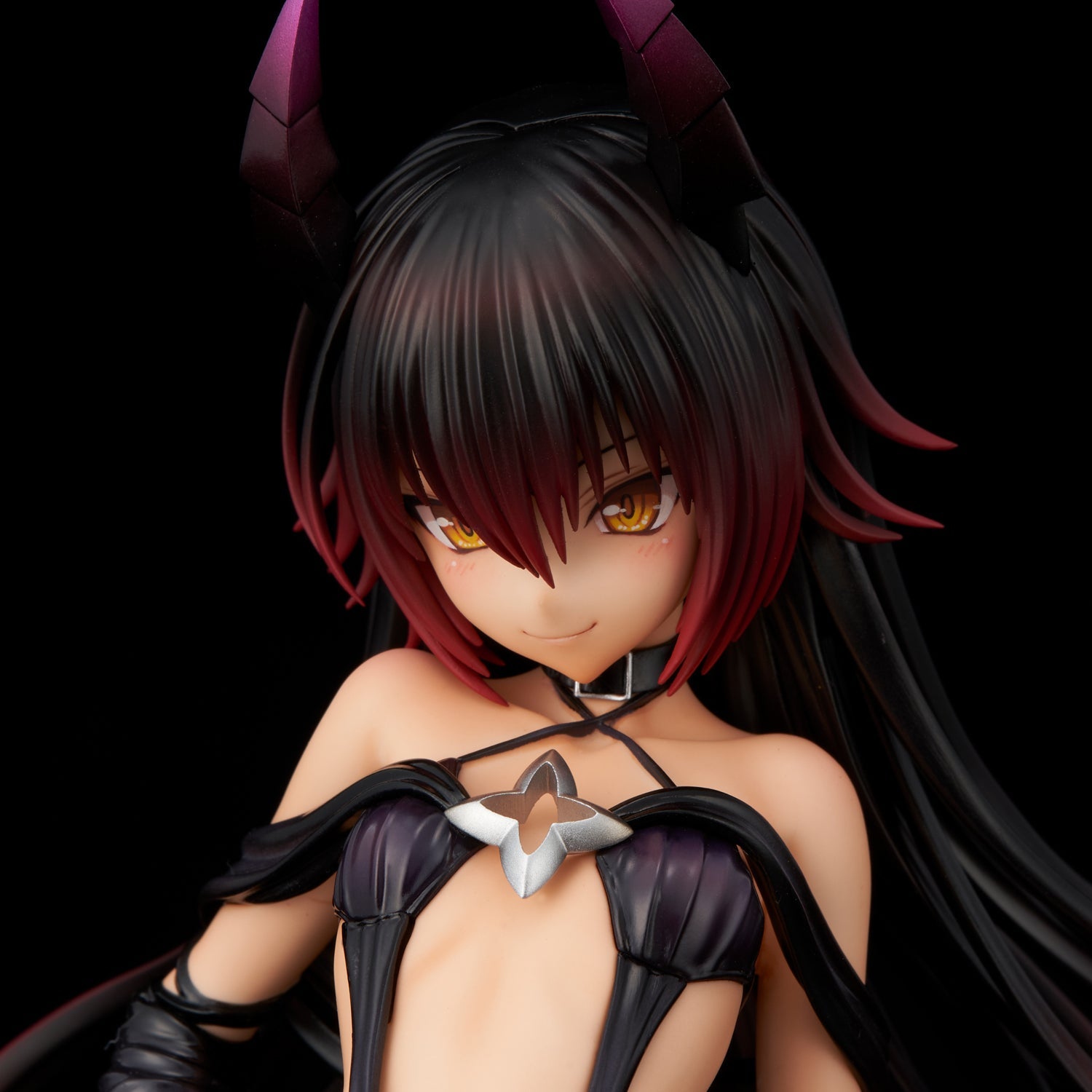 To Love Ru: Darkness Nemesis (Darkness Ver.) Renewed Package Edition 1/6 Scale Figure