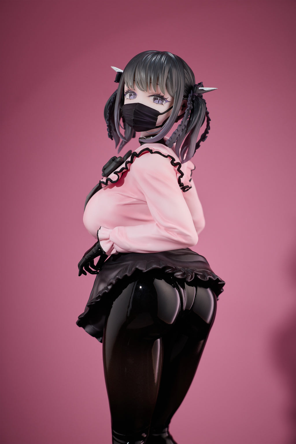 Miu Kurokawa Illustrated by YD 1/6 Scale Figure