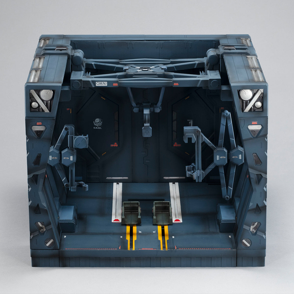 Realistic Model Arc Angel Hangar (1/144)