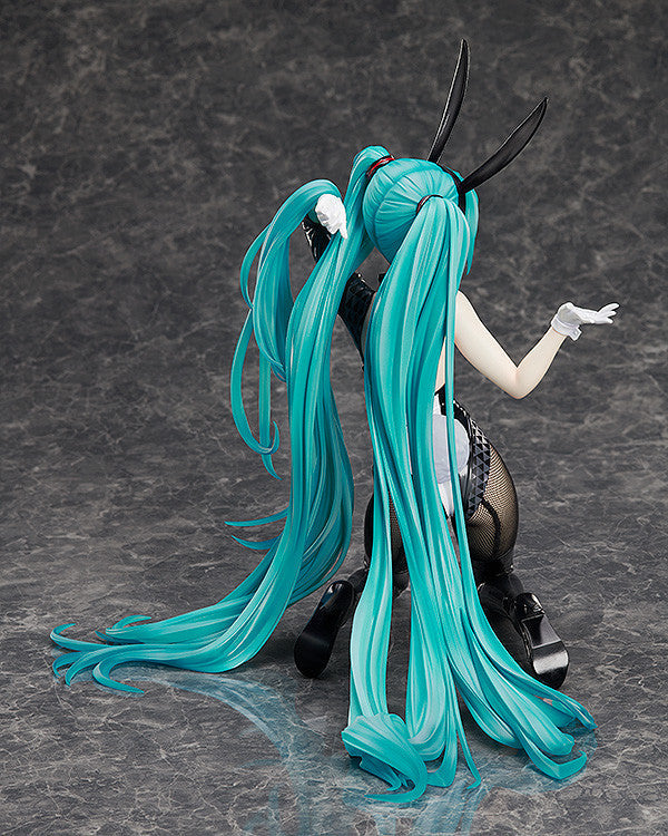 Hatsune Miku: Bunny Ver. / Art by SanMuYYB 1/4 Scale Figure (Re-Run)