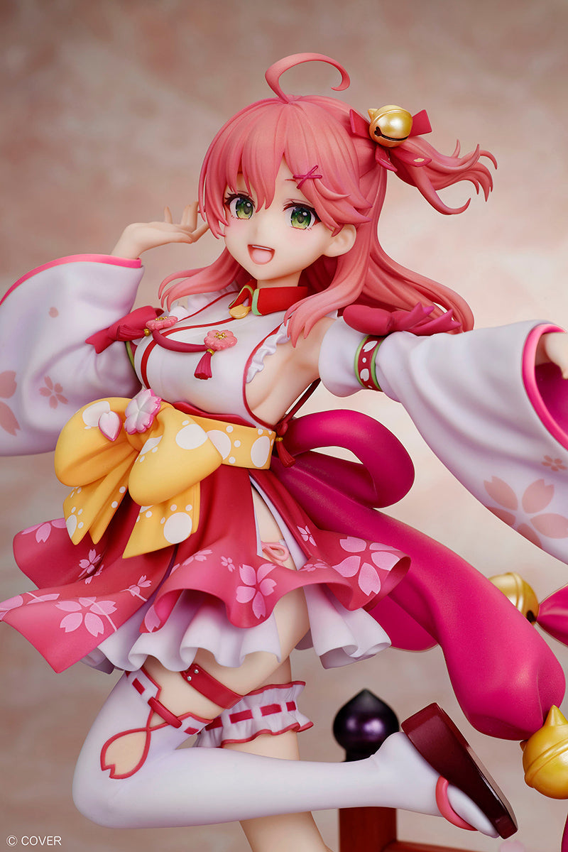 Sakura Miko 1/7 Scale Figure