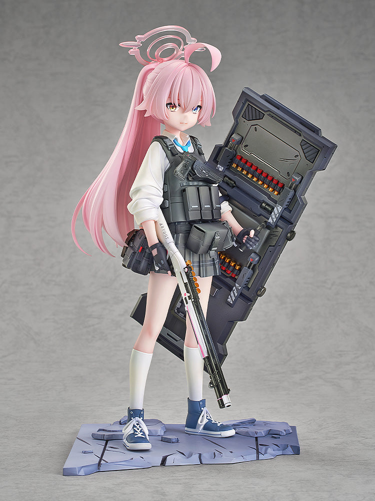 Hoshino (Battle) 1/7 Scale Figure