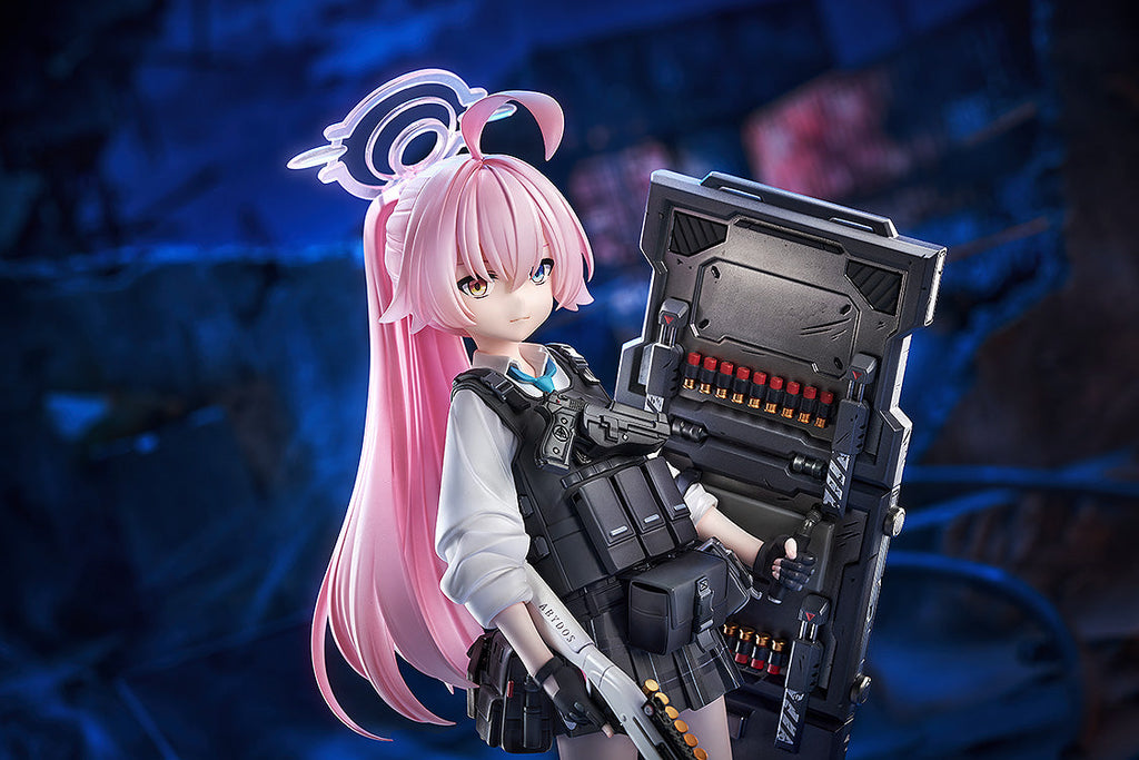 Hoshino (Battle) 1/7 Scale Figure
