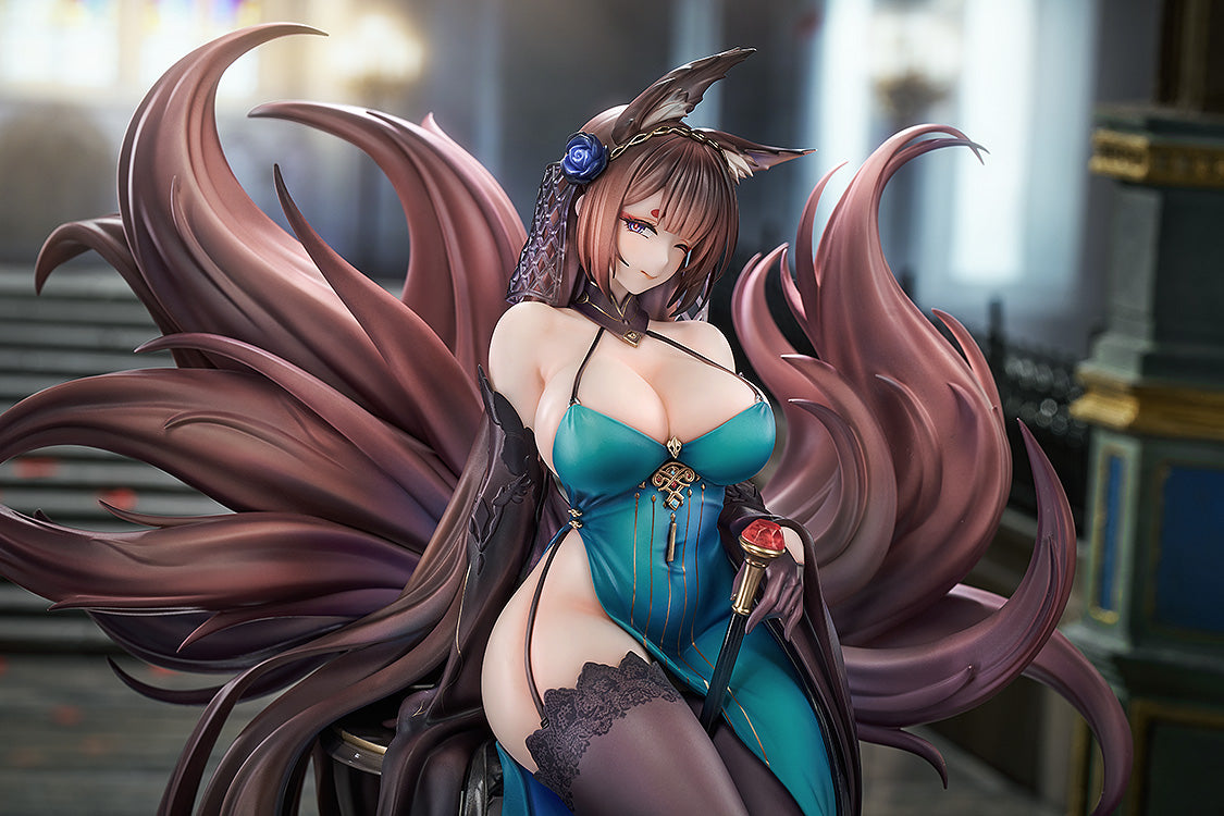 Amagi: Throne of Fallen Petals Ver. 1/7 Scale Figure