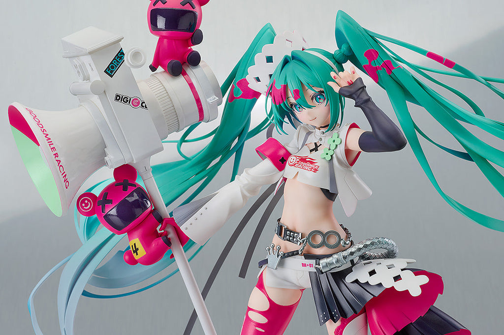 Racing Miku 2025 Ver. 1/7 Scale Figure