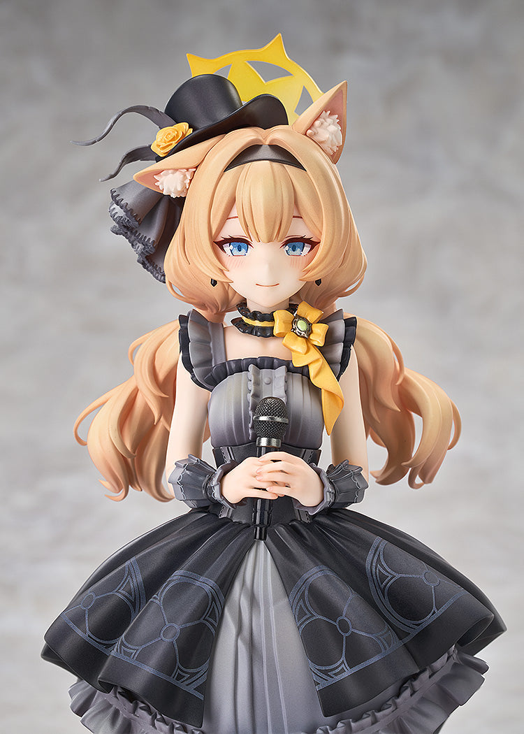 Mari (Idol): Memorial Lobby Ver. 1/7 Scale Figure