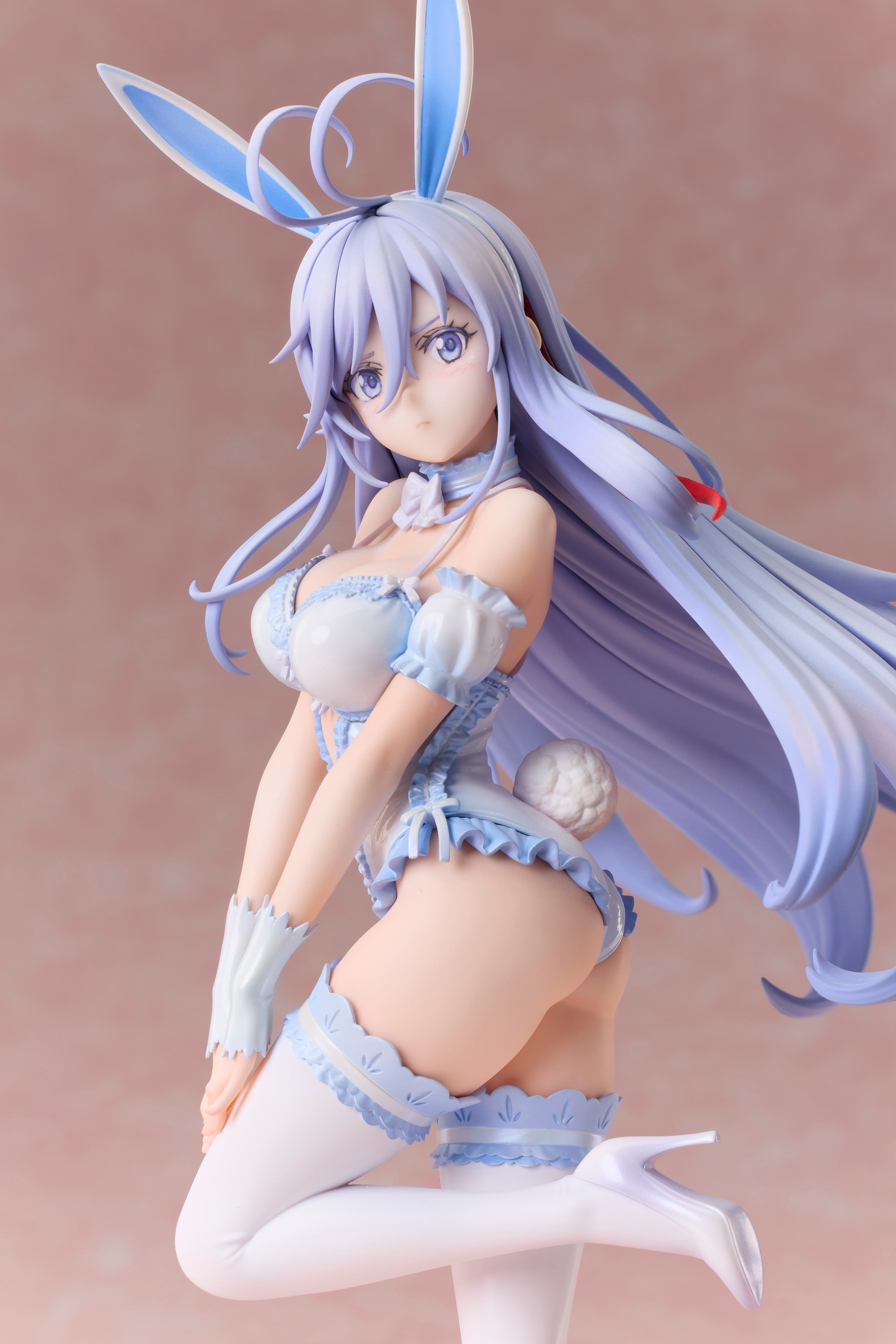 Lena Bunny Ver. 1/7 Scale Figure