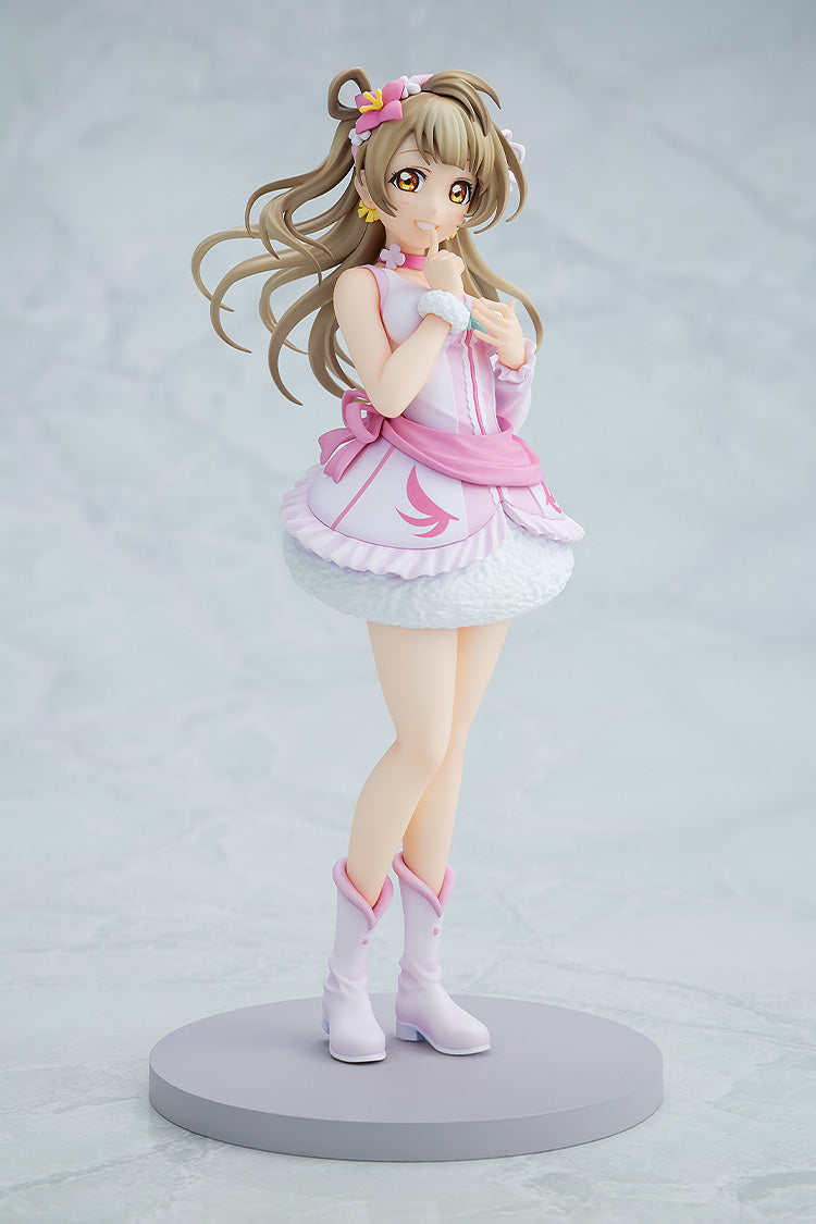 Kotori Minami: Bokutachi wa Hitotsu no Hikari Ver. Complete Figure