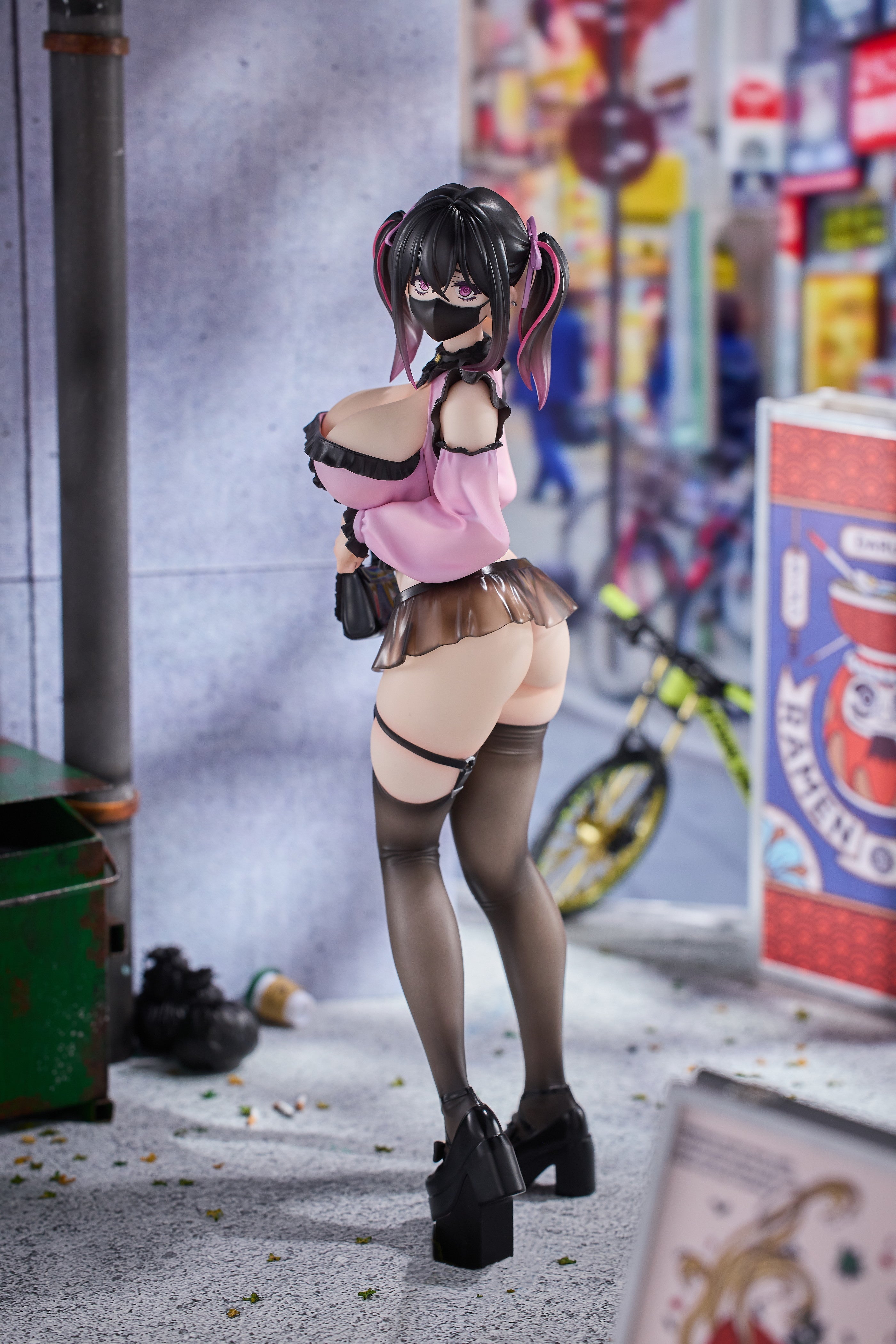 Jirai-chan 1/6 Scale Figure