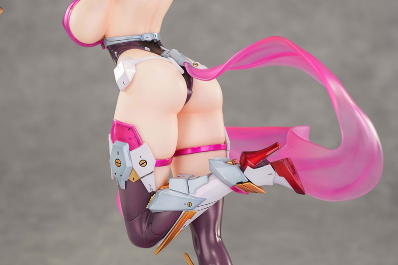 Cutie Honey Nova 1/6 Scale Figure