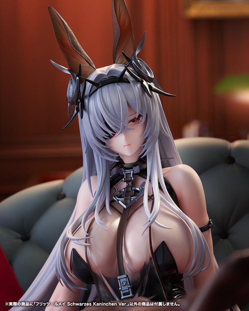 Fritz Rumey Schwarzes Kaninchen Ver. 1/7 Scale Figure