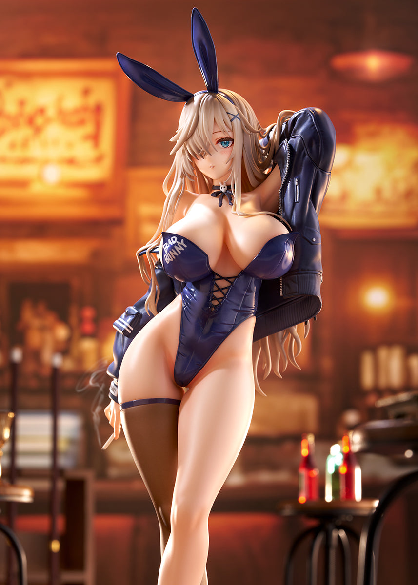 Mataro Original - BAD BUNNY 1/7 Scale Figure