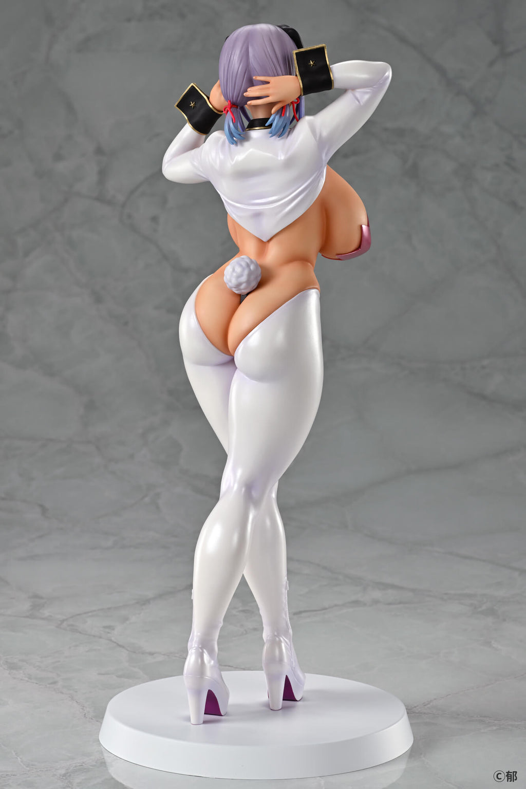 Ami-chan Reverse Bunny Suntan ver. 1/5 Scale Figure