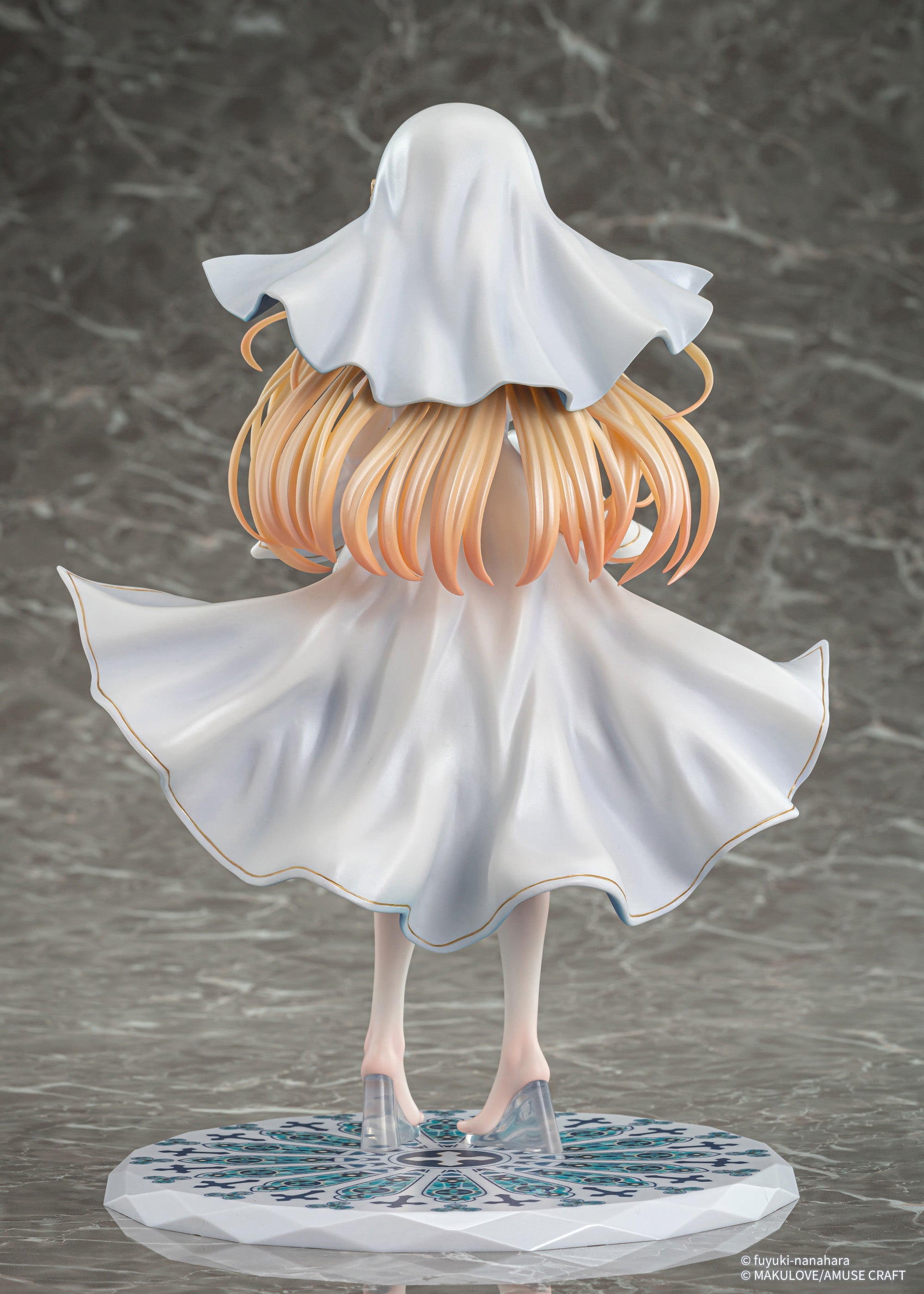 Charlotte Holy White ver. 1/6 Scale Figure