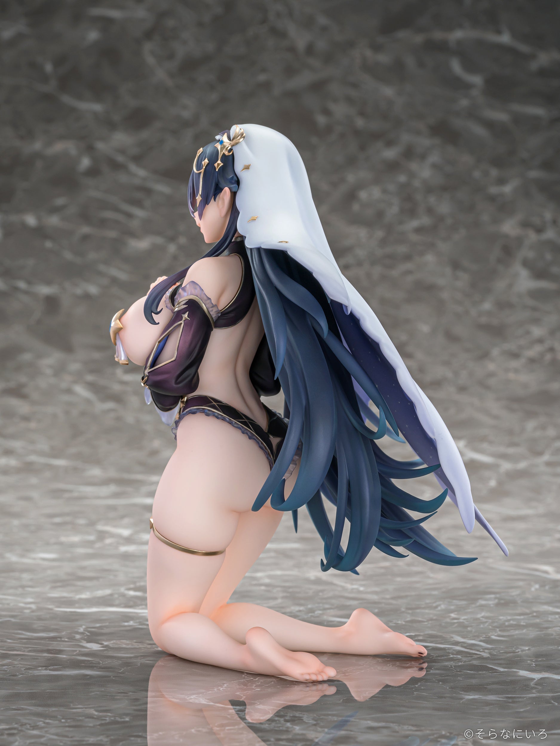 Astrastar the Saint Praying to the Stars illustration by Sora Nani Iro 1/6 Scale Figure